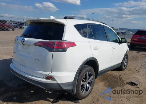 2017 Toyota Rav4 Xle из США, поврежденный, VIN JTMWFREV9HD100622